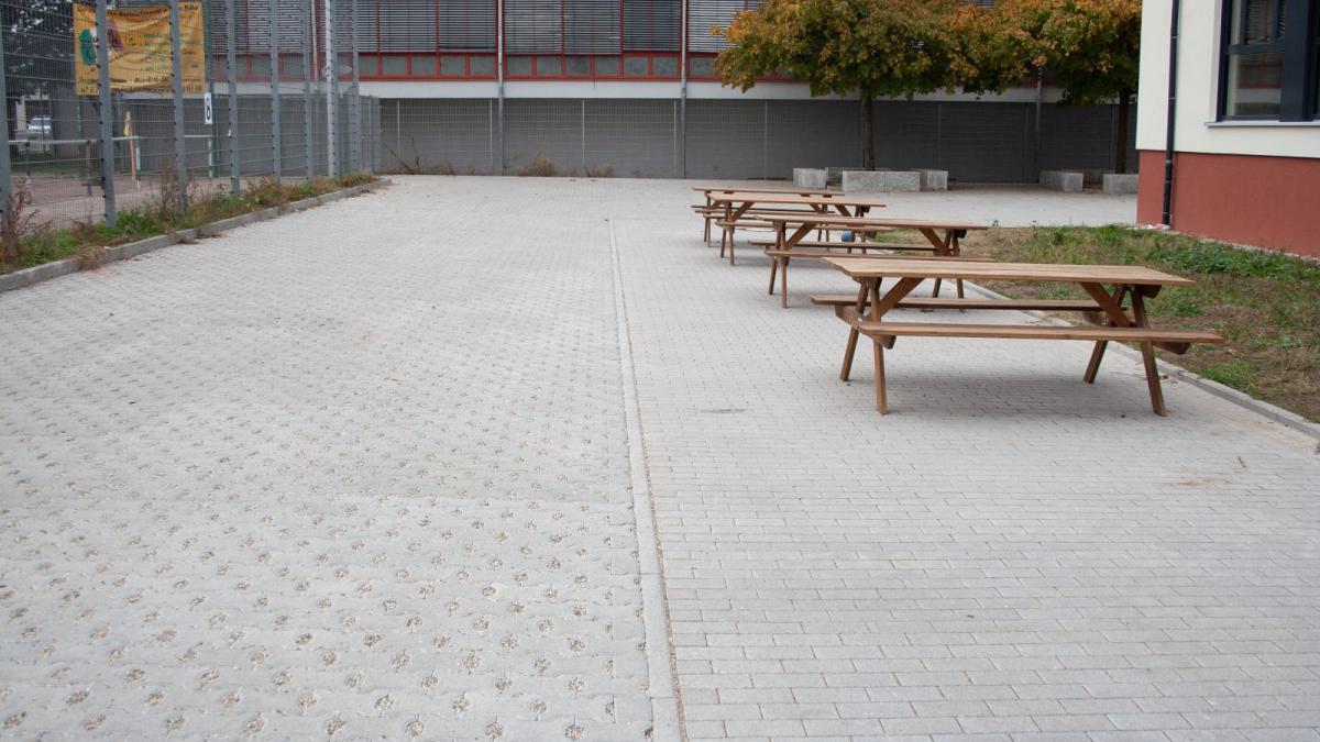 Merkurschule - Gaggenau (Mensa Außenanlage)