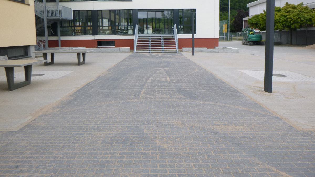 Merkurschule - Gaggenau (Mensa Außenanlage)